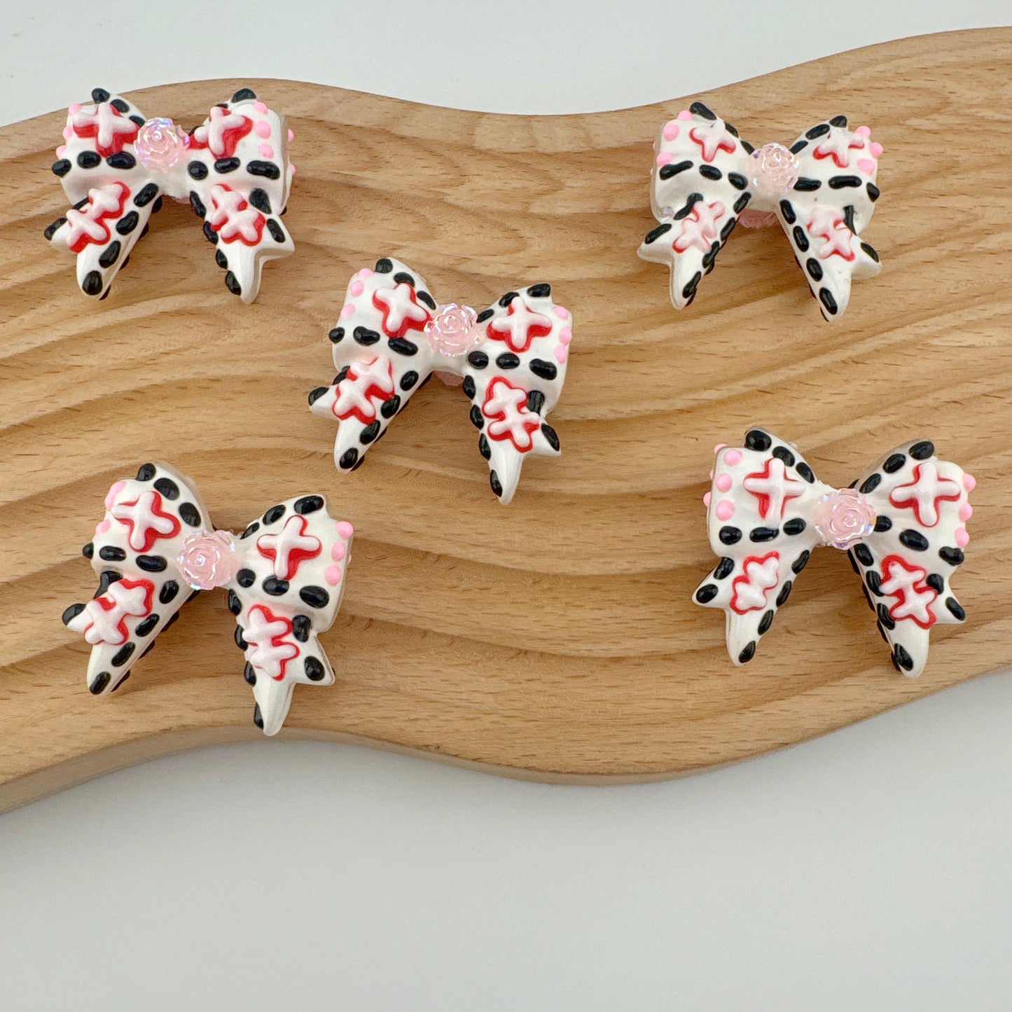 FS3040-7 Pieces Random Mixed Color Bow Hand Painted Acrylic Beads Fit For Beadable Pens