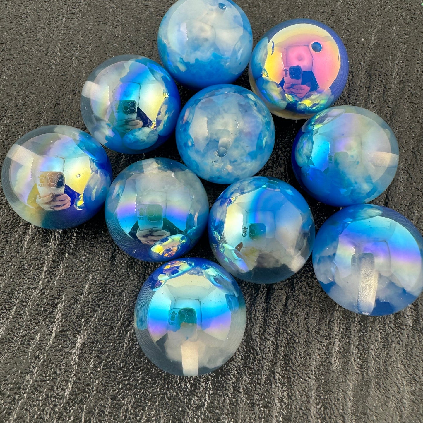 FS1944-20MM UV Glowing Cloud Resin Beads For Making BraceletvOr Keychain