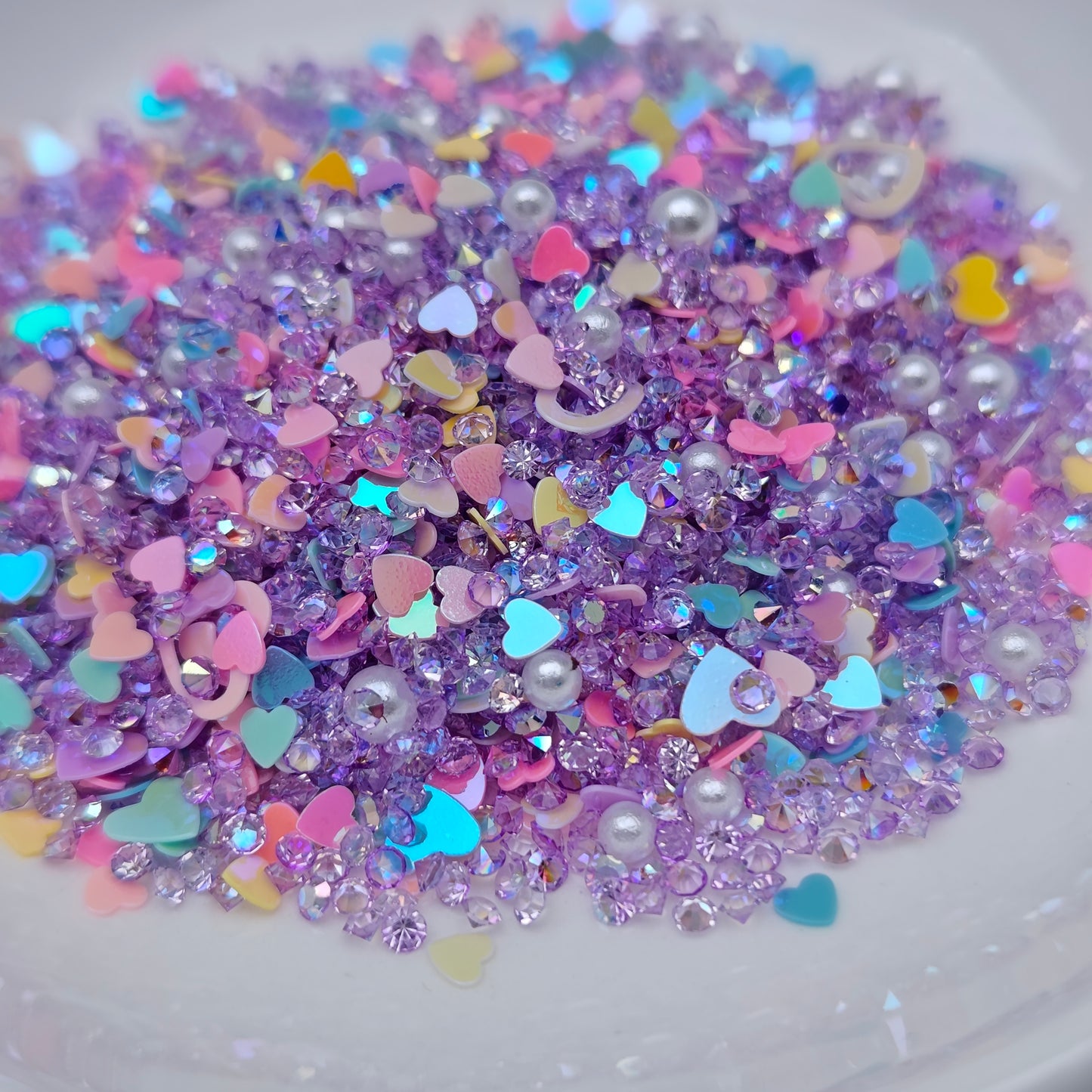 FS5332- 2mm - 4mm Mixed Refills Love - shaped Glitter + Diamonds + Pearls Filler