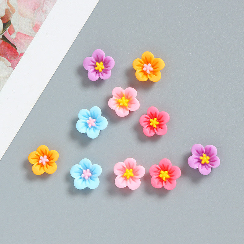 FS1021- 8MM Mixed Color Resin Flower Nail Charms For Making Fancy Beads Or Fancy Pen