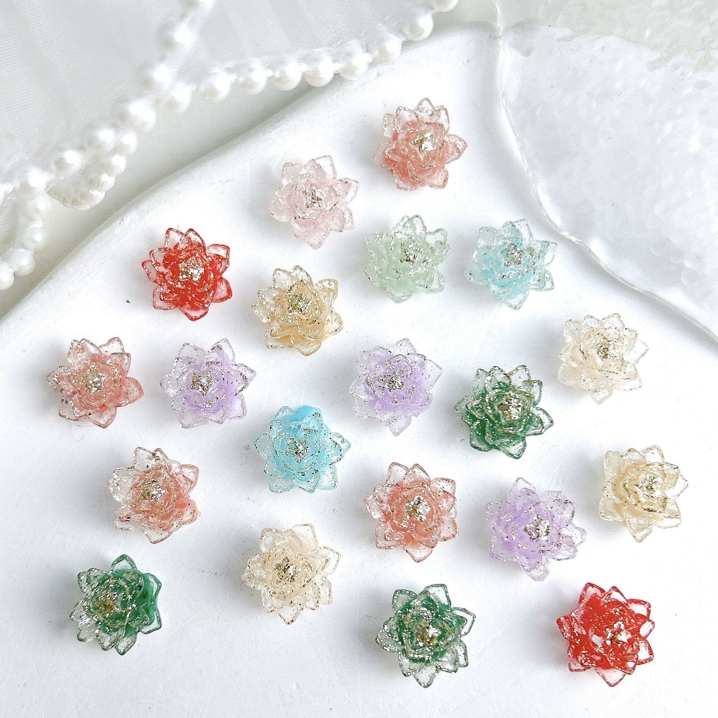 FS1047- 10MM Mixed Color Clear Glitter Lotus Resin Accessories