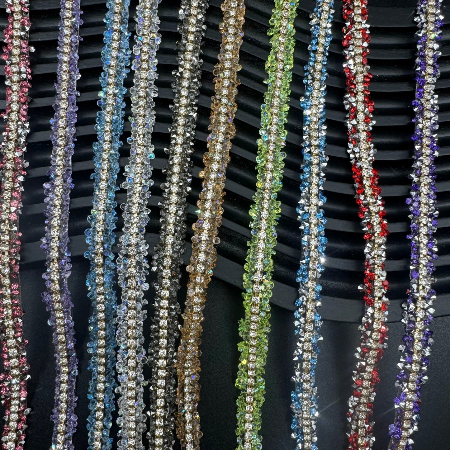 FS1301-0.9cm Width Sugar Diamonds Wraps tapes With Gold Chain In Middle For Making Fancy Bead