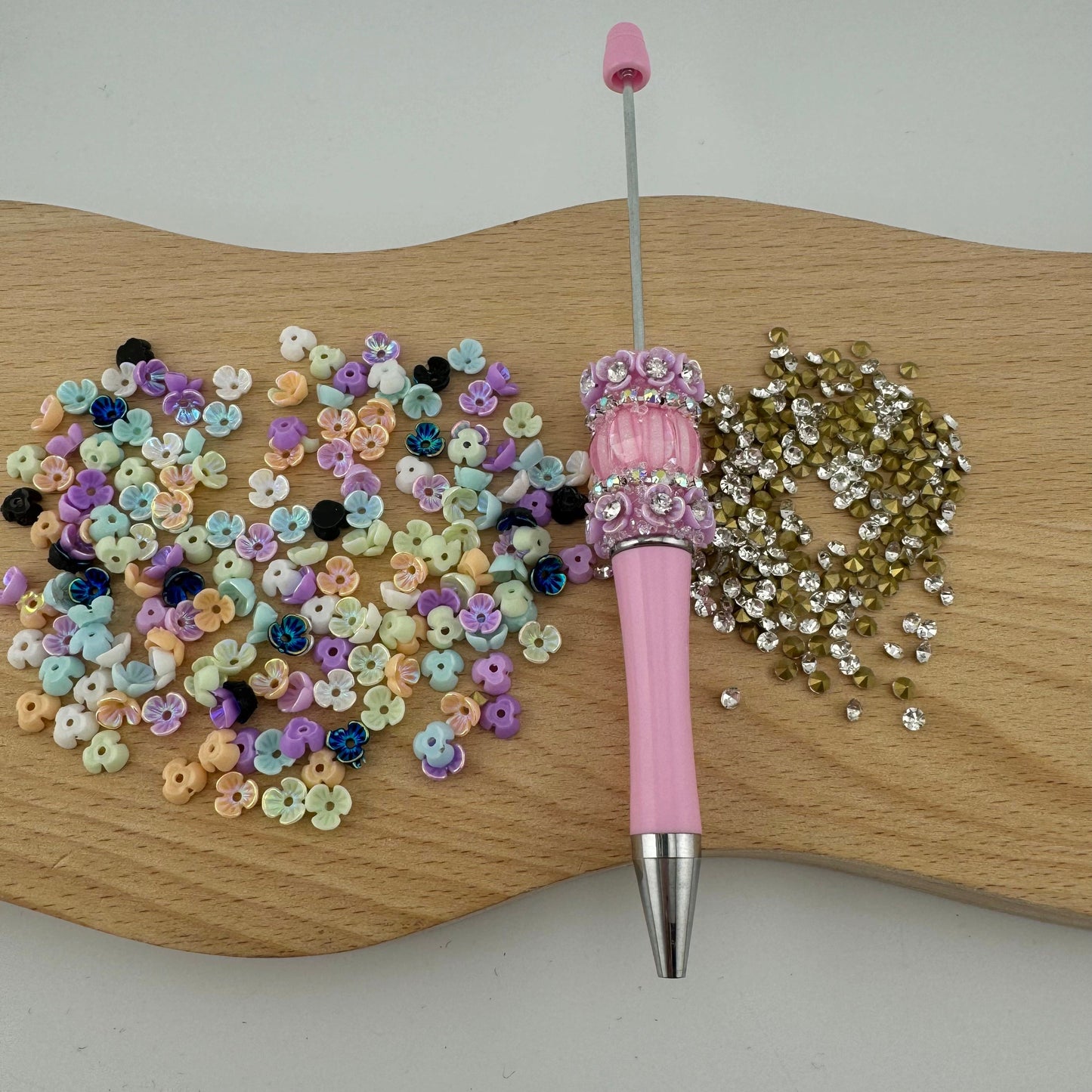 FS1353- 6mm UV Shell Looking Three-petal Flower Resin Nail Charms For Making Fancy Bead Or Fancy Pen
