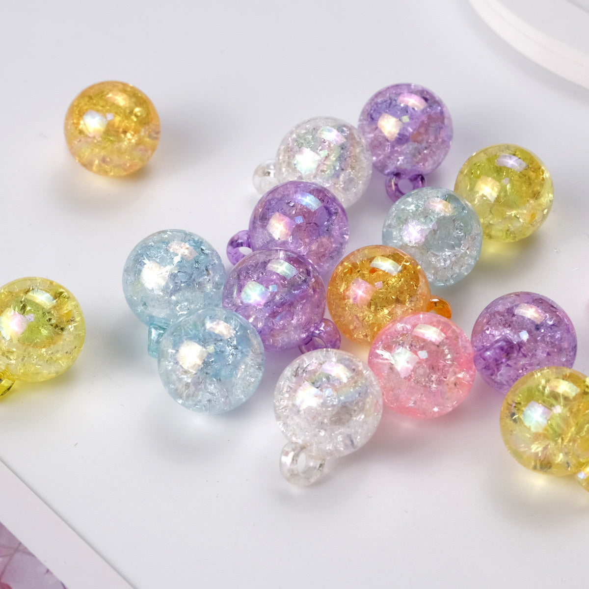 FS1602-16MM Crack Round Dangle Charms Beads For Making Car Hangers