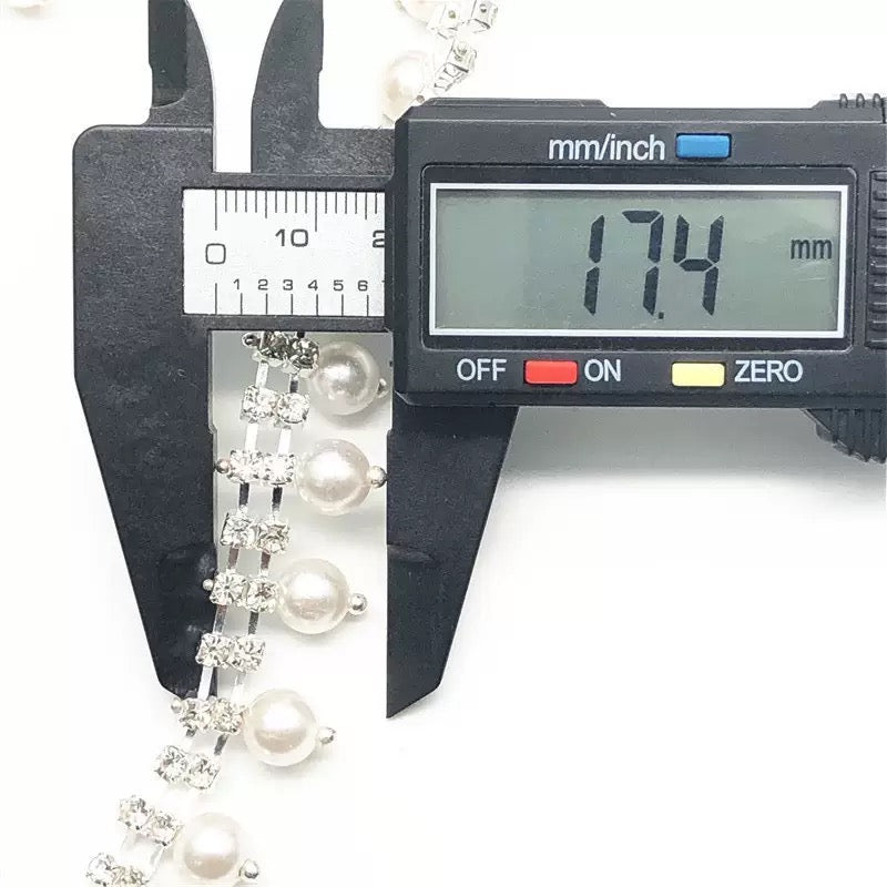 FS0062- Double Rows Diamonds Chain With Pearl