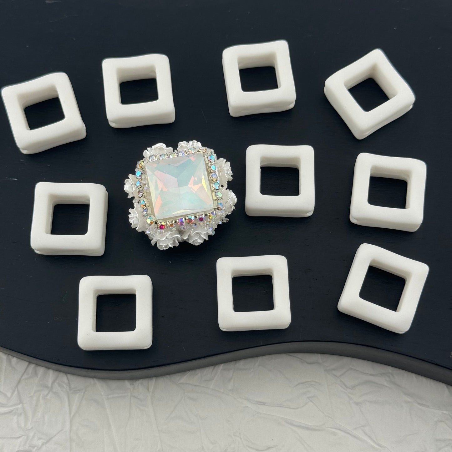 FS2497-17¡Á23mm Solid Color White Cube Beads Fit For Beadable Pens