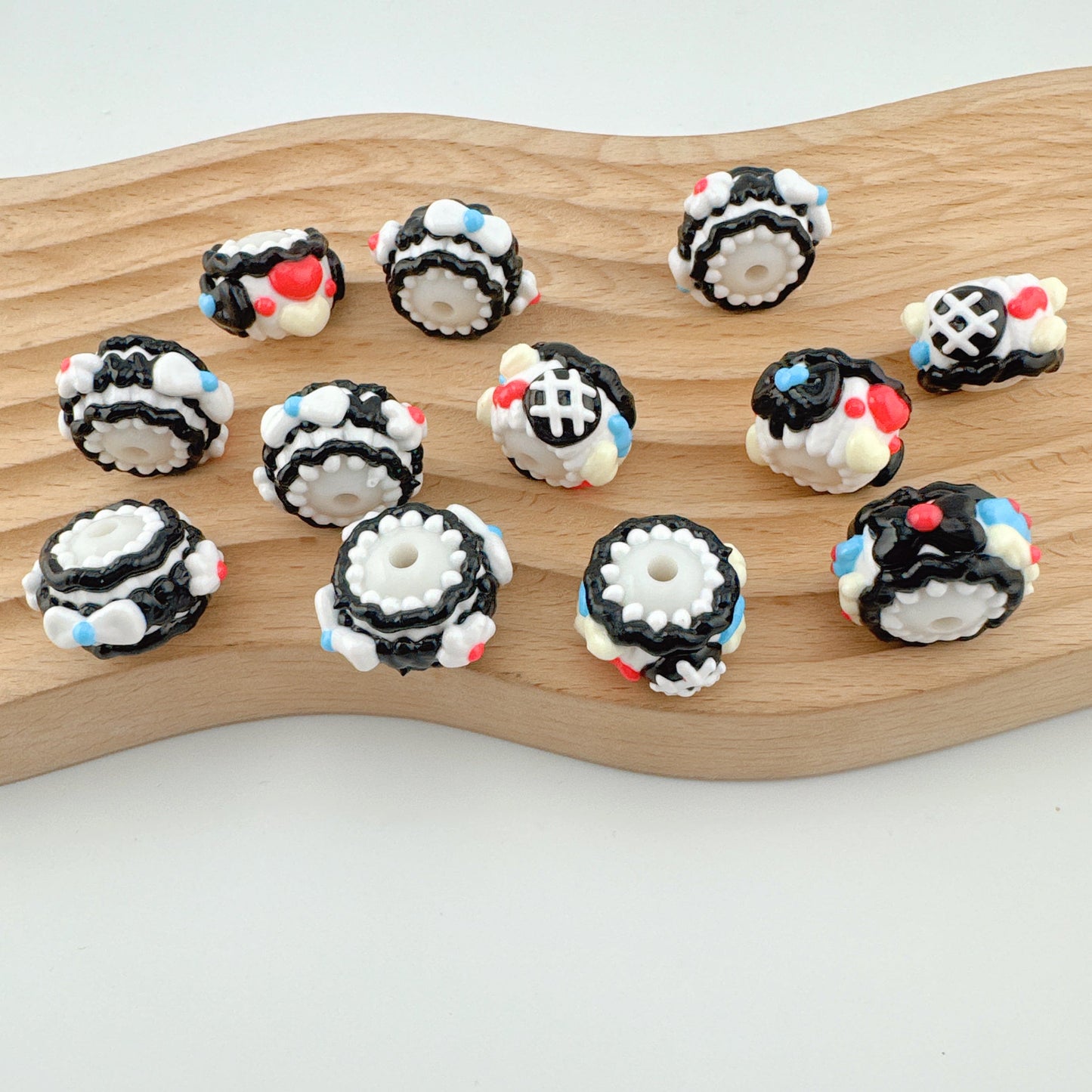FS3042-16MM Black Hand Painted Acrylic Beads Fit For Beadable Pens