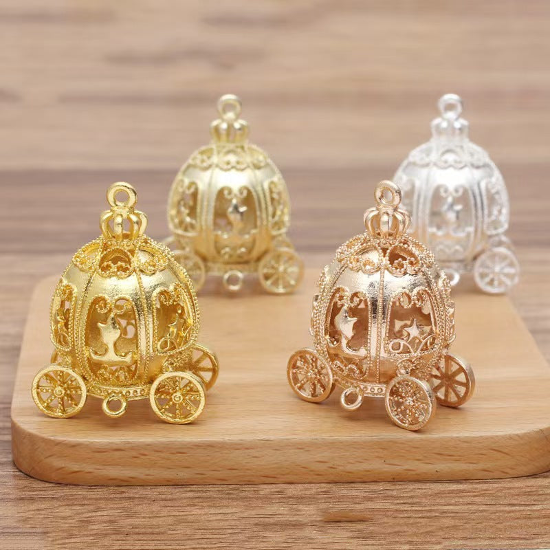 FS4879-42*26mm Palace Lantern Accessories: Alloy Three-dimensional Rabbit, Goldfish, Gourd, Flower Basket Hollowed-Out Lantern
