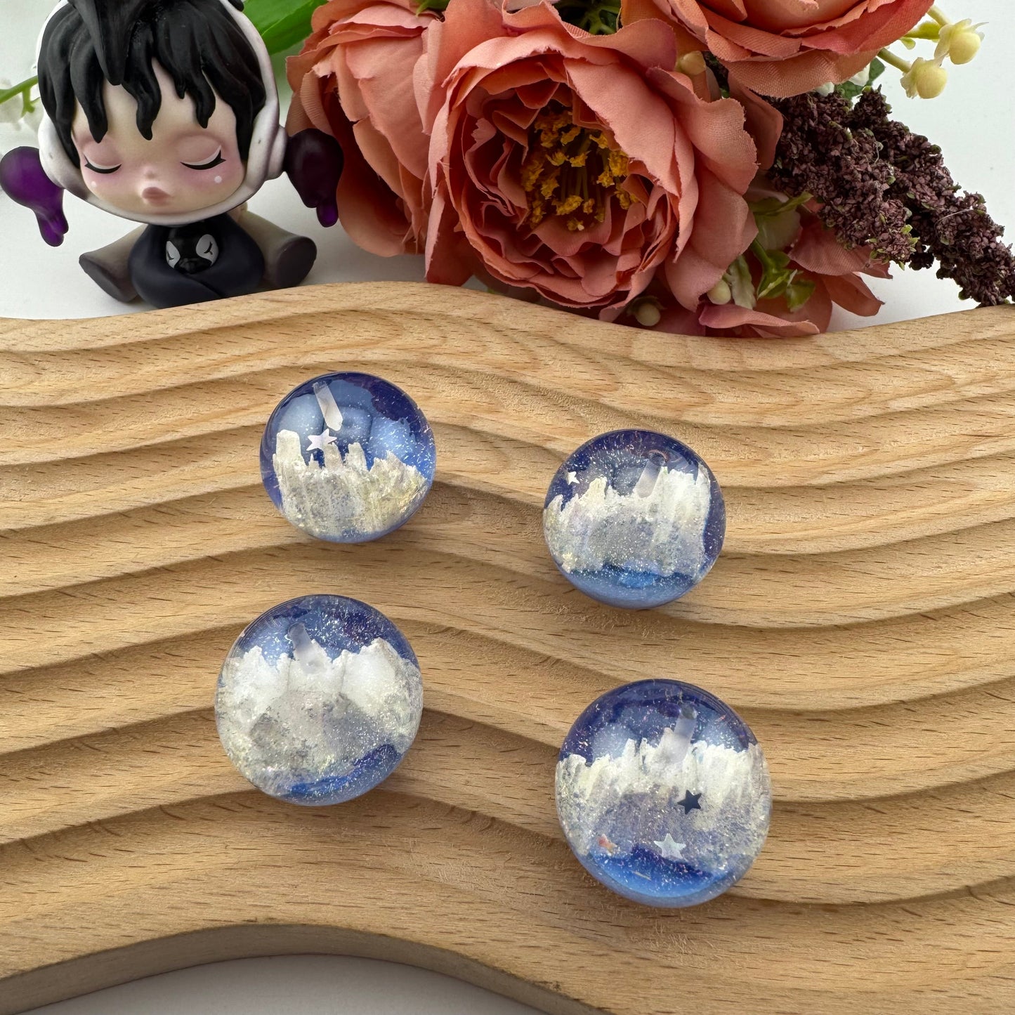 FS3521- Random Mixed Color 25mm Solize UV Resin Beads (Half Hole For Making Charms)