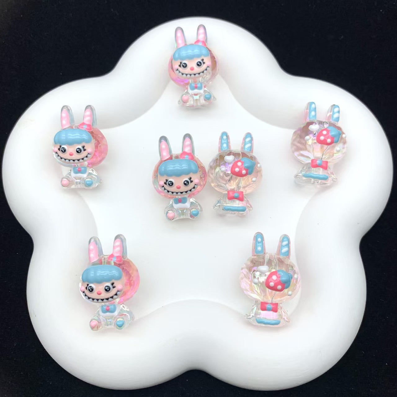 FS4332- Three - dimensional Labubu Transparent Hand - painted Beads