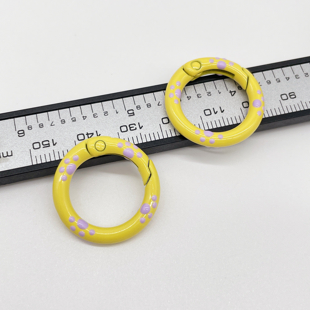 FS3568- 20Mm Dripping-Oil Hand-Painted Keychaini