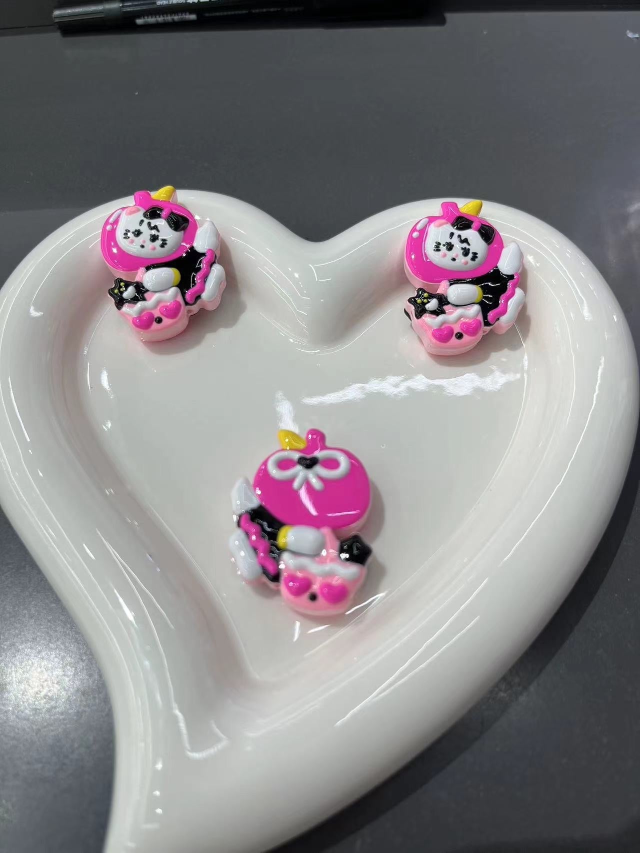 FS2464-Apple Mikko Hand Painted Acrylic Beads Fit For Beadable Pens