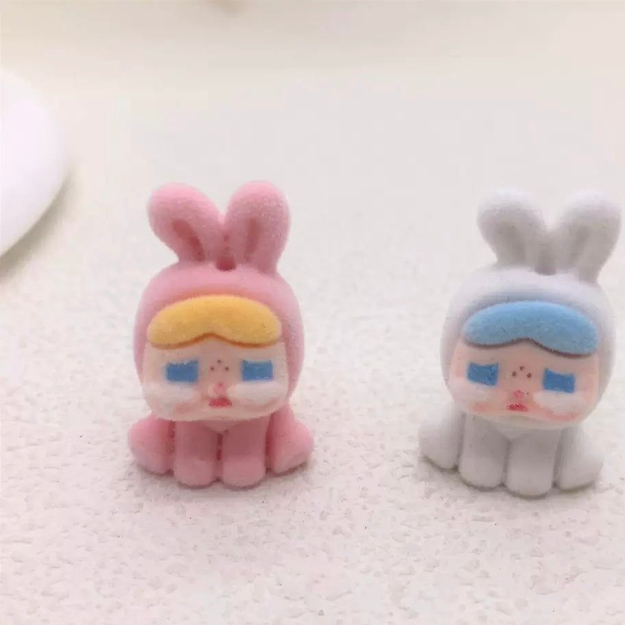 FS2923- 5 Pieces Flocked Cry Baby Rabbit Beads
