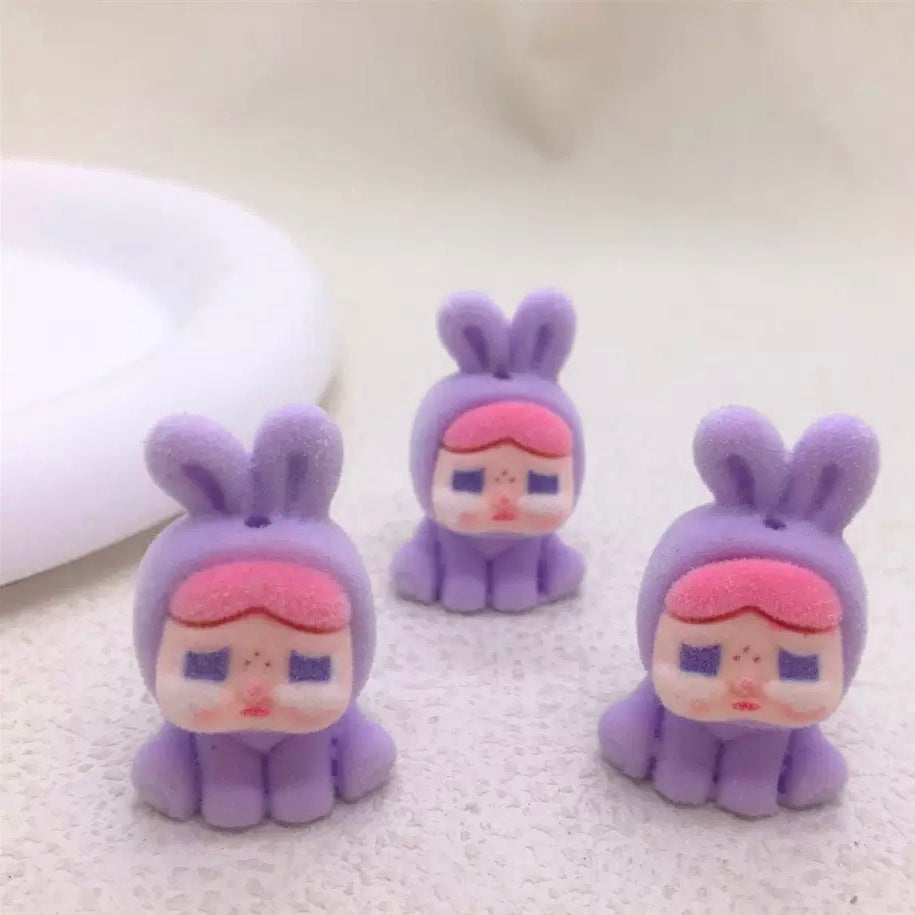 FS2923- 5 Pieces Flocked Cry Baby Rabbit Beads