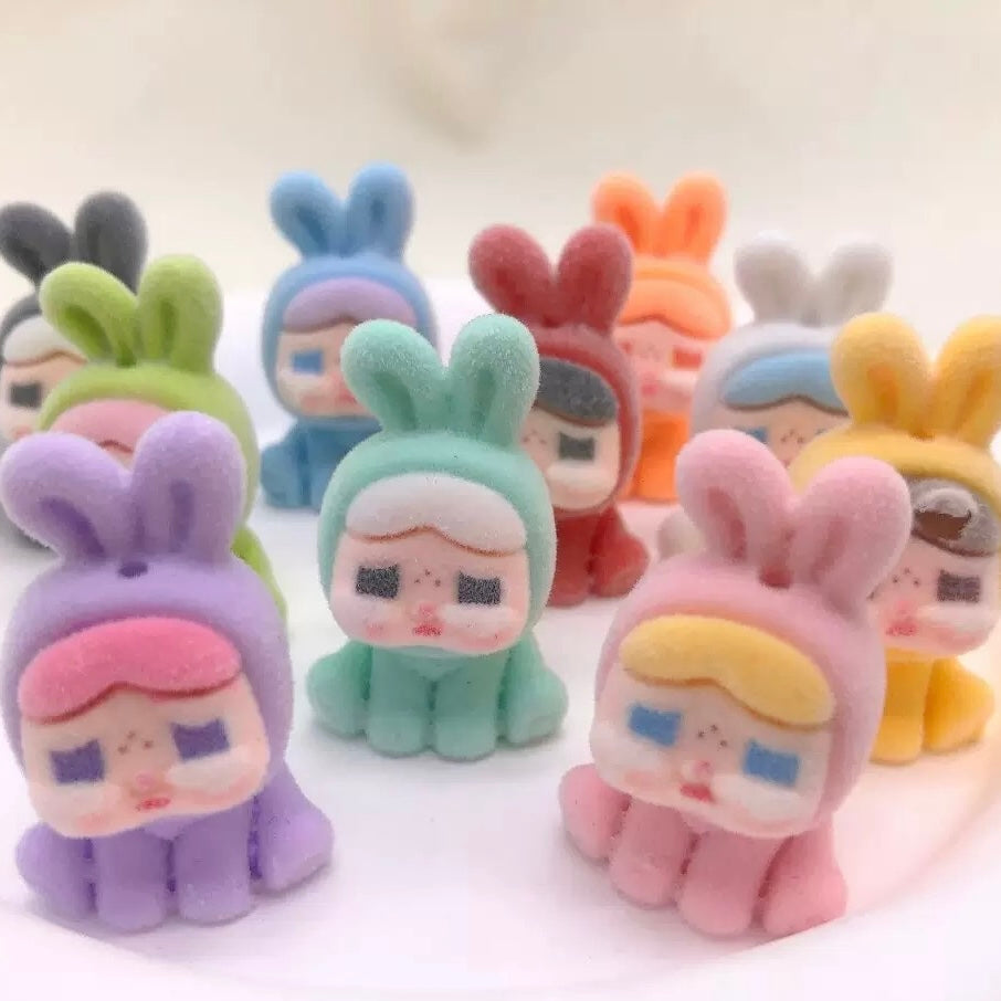 FS2923- 5 Pieces Flocked Cry Baby Rabbit Beads