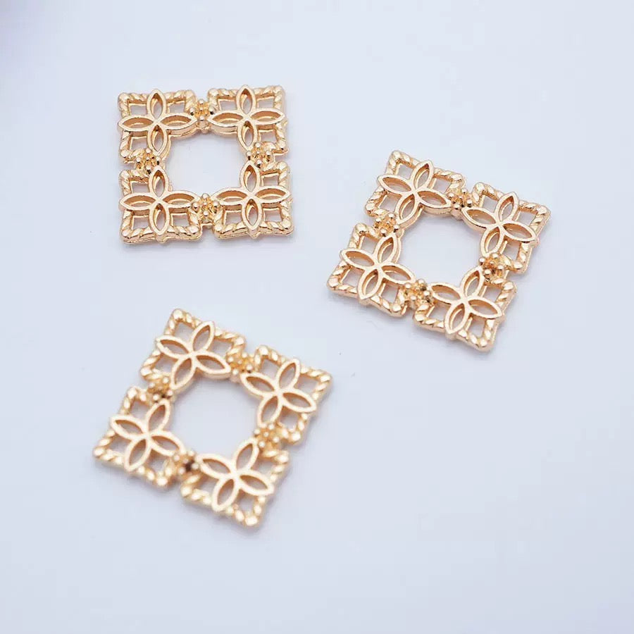 FS3035- Metal Cube Patch For Making Fancy Beads