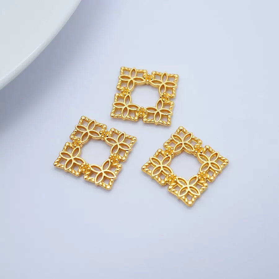 FS3035- Metal Cube Patch For Making Fancy Beads
