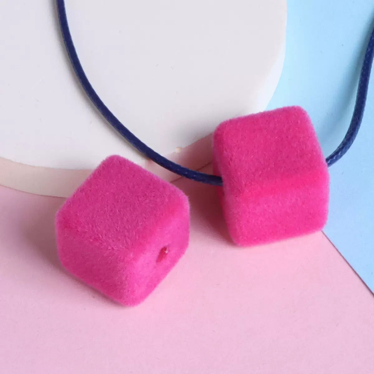 FS2191-About 14MM Size Frocked Acrylic Cube Beads Fit For Beadable Pens