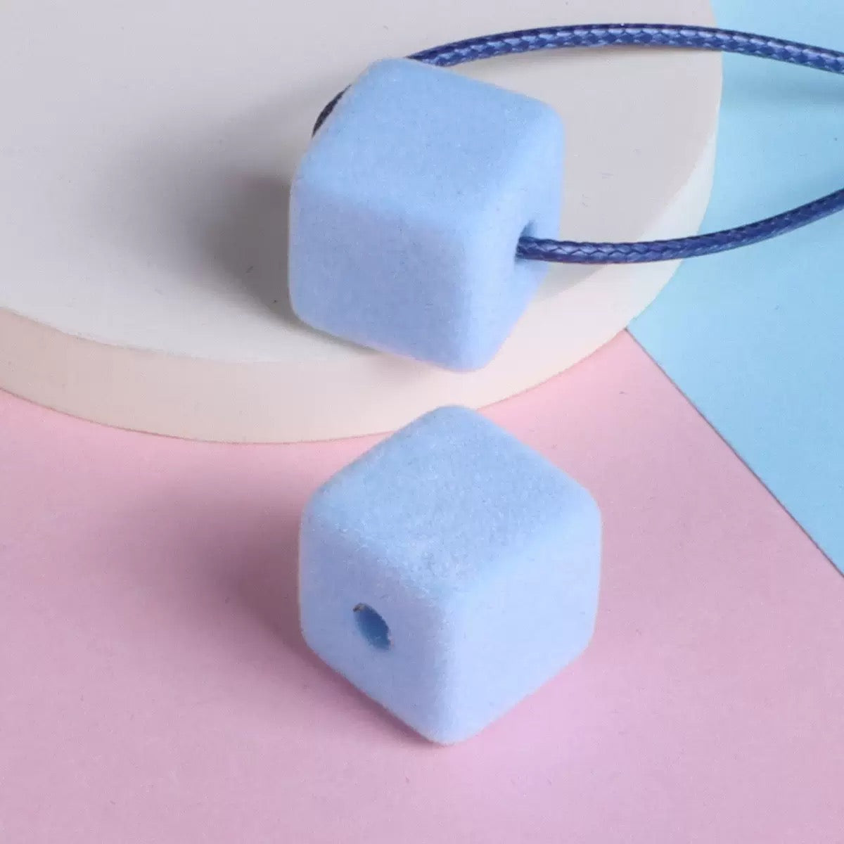 FS2191-About 14MM Size Frocked Acrylic Cube Beads Fit For Beadable Pens