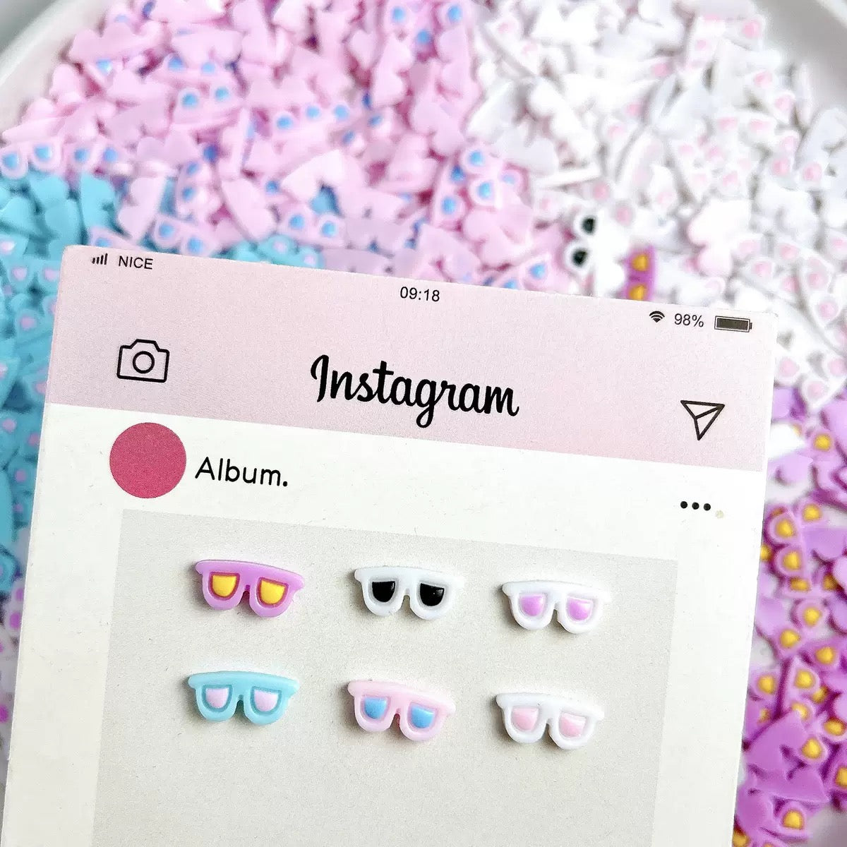 FS6472- Approximately 14×6mm Luminous Sunglasses Nail Charms(約14×6mm 光るサングラスネイルチャーム)