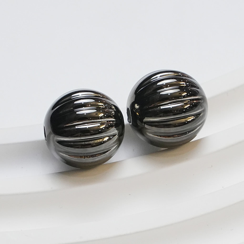 FS4217-16mm Electroplated Metalic Looking Pumpkin Beads