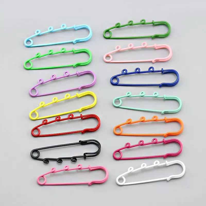 FS4487-Random Mixed Color Clothes Pin With 3 Hooks