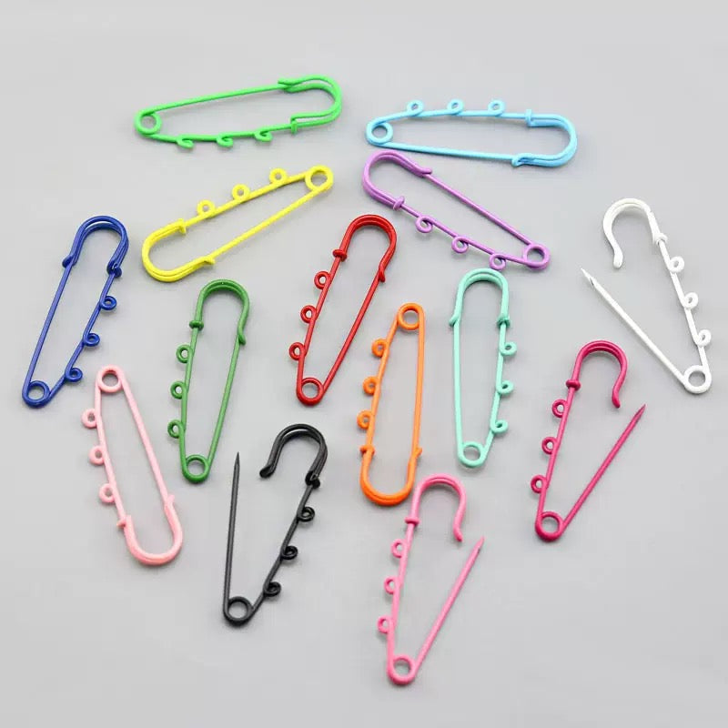 FS4487-Random Mixed Color Clothes Pin With 3 Hooks