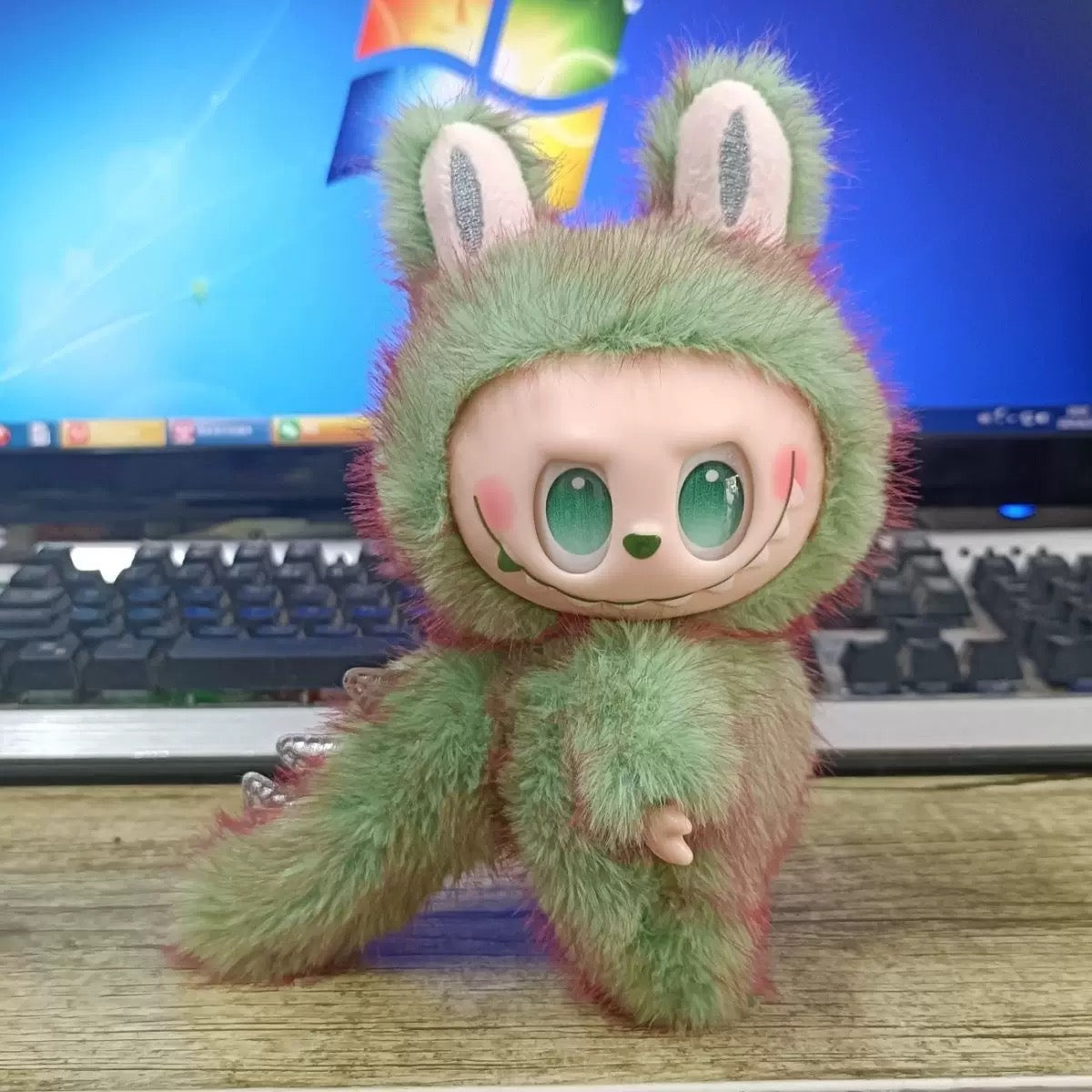 FS6251-Green Labubu