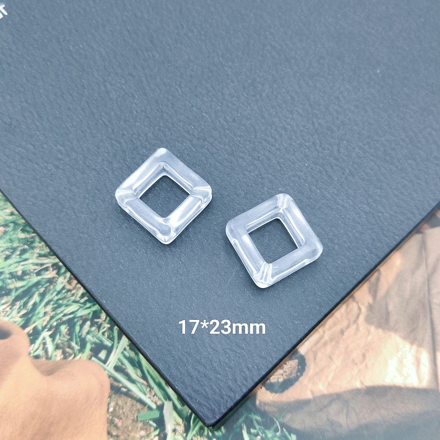 FS2496-17¡Á23mm Clear Cube Acrylic Based Beads Fit For Beadable Pens
