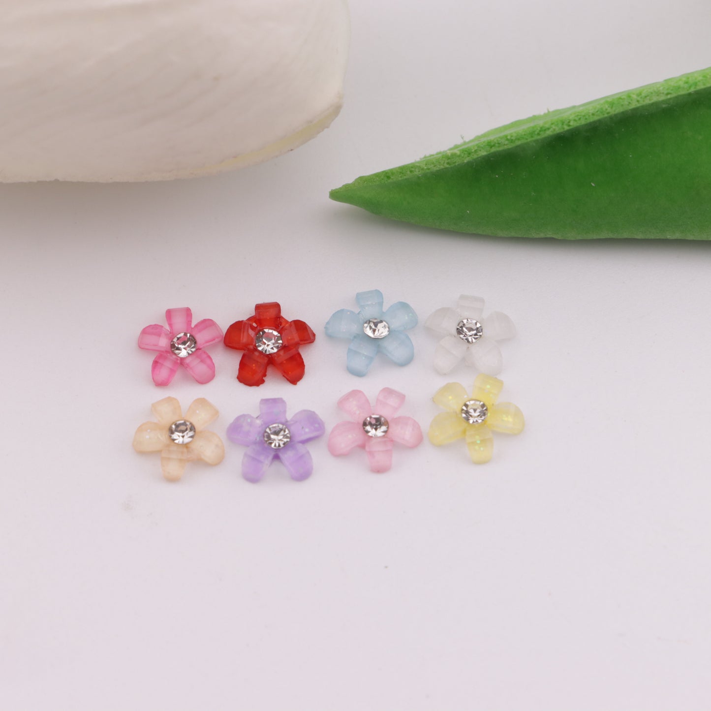 FS5707- 6.5mm 5-Petal Flower Charms With Diamonds