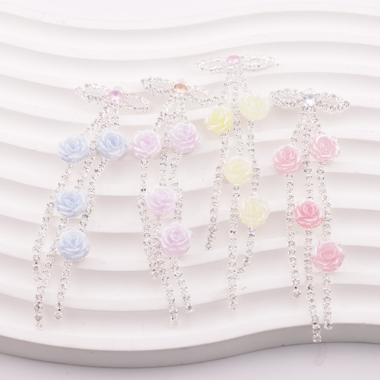 FS5873- Night-Glow Soft Flower Tassel Pendant