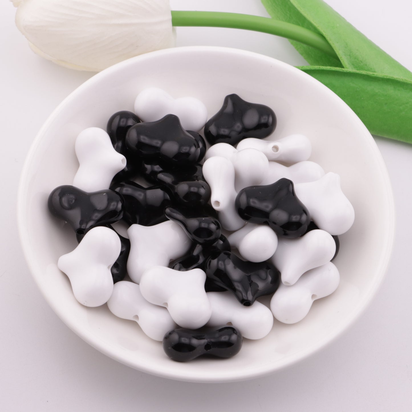 FS5708- 16×21mm Heart-shaped Acrylic Beads