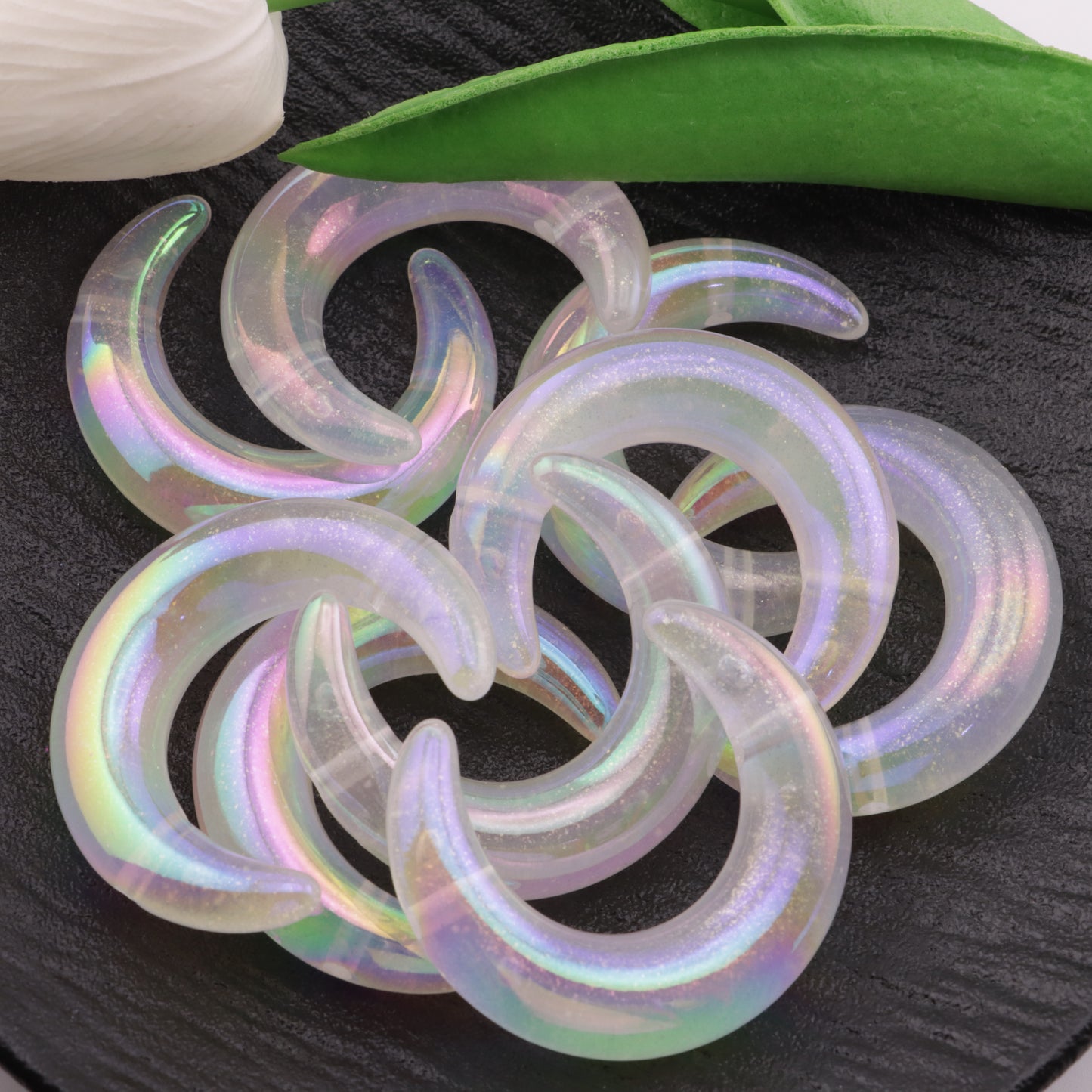 FS3157- 45mm Two - Hole Glowing Moon Beads