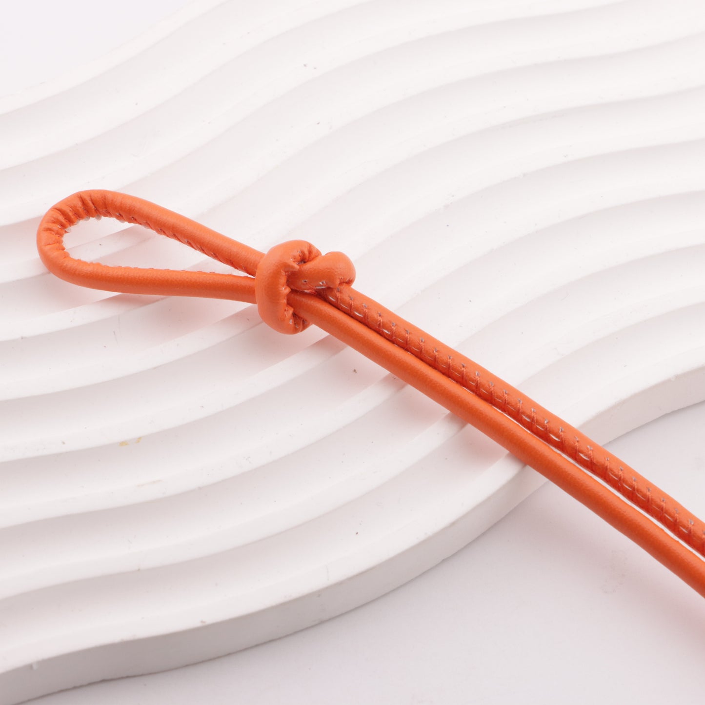 FS5896- Diameter: 4 Cm, Leather Cord Knot Diameter: 4 Mm