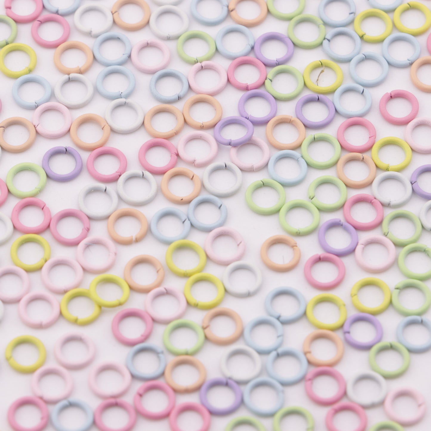 FS5841- Colorful Single Loop 4mm