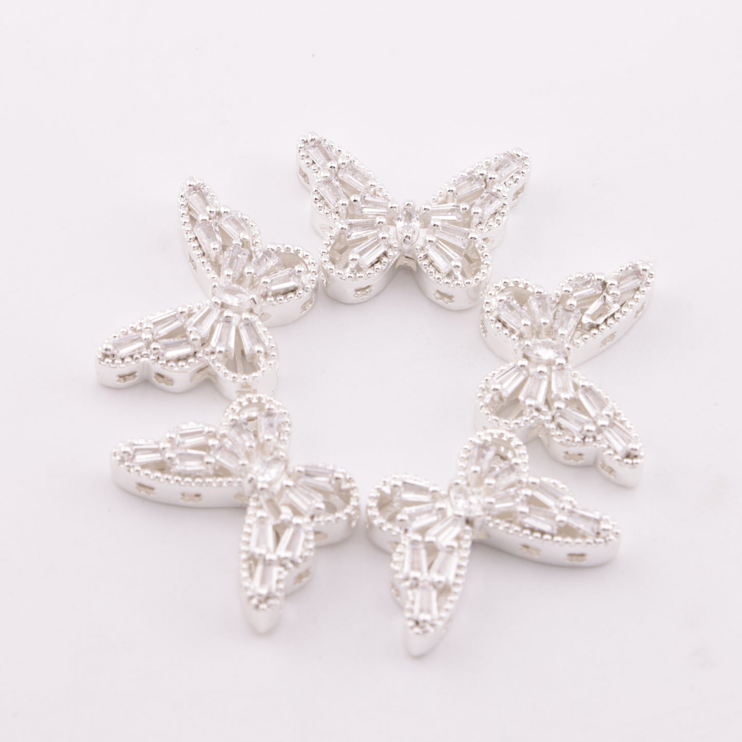 FS4474- 26Mm X 20Mm Butterfly Zircon Four - Way Bead Zircon Diamond
