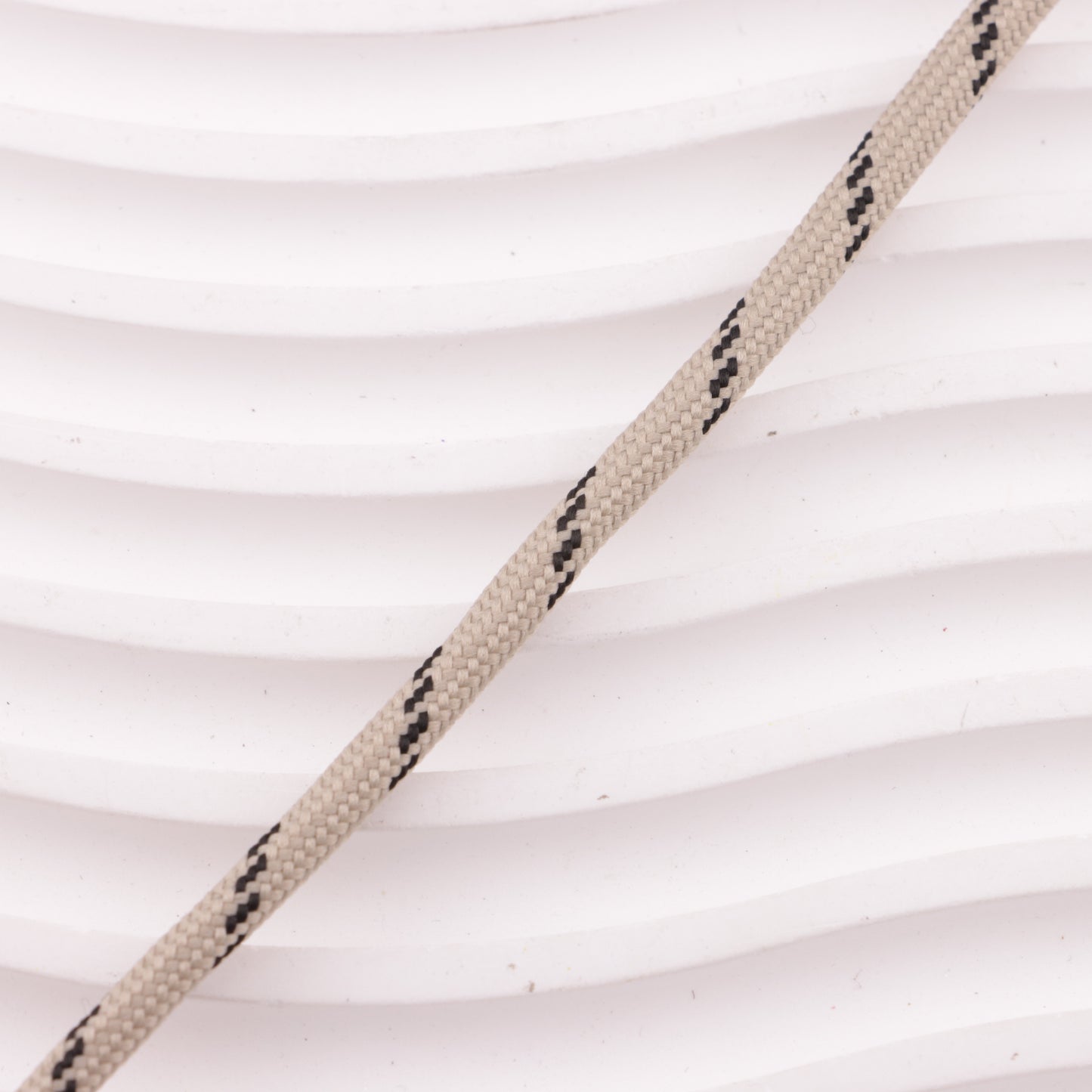 FS5942- 5mm Thick Colorful Dotted Polyester Core-Spun Round Rope, Wear-Resistant Miu Rope