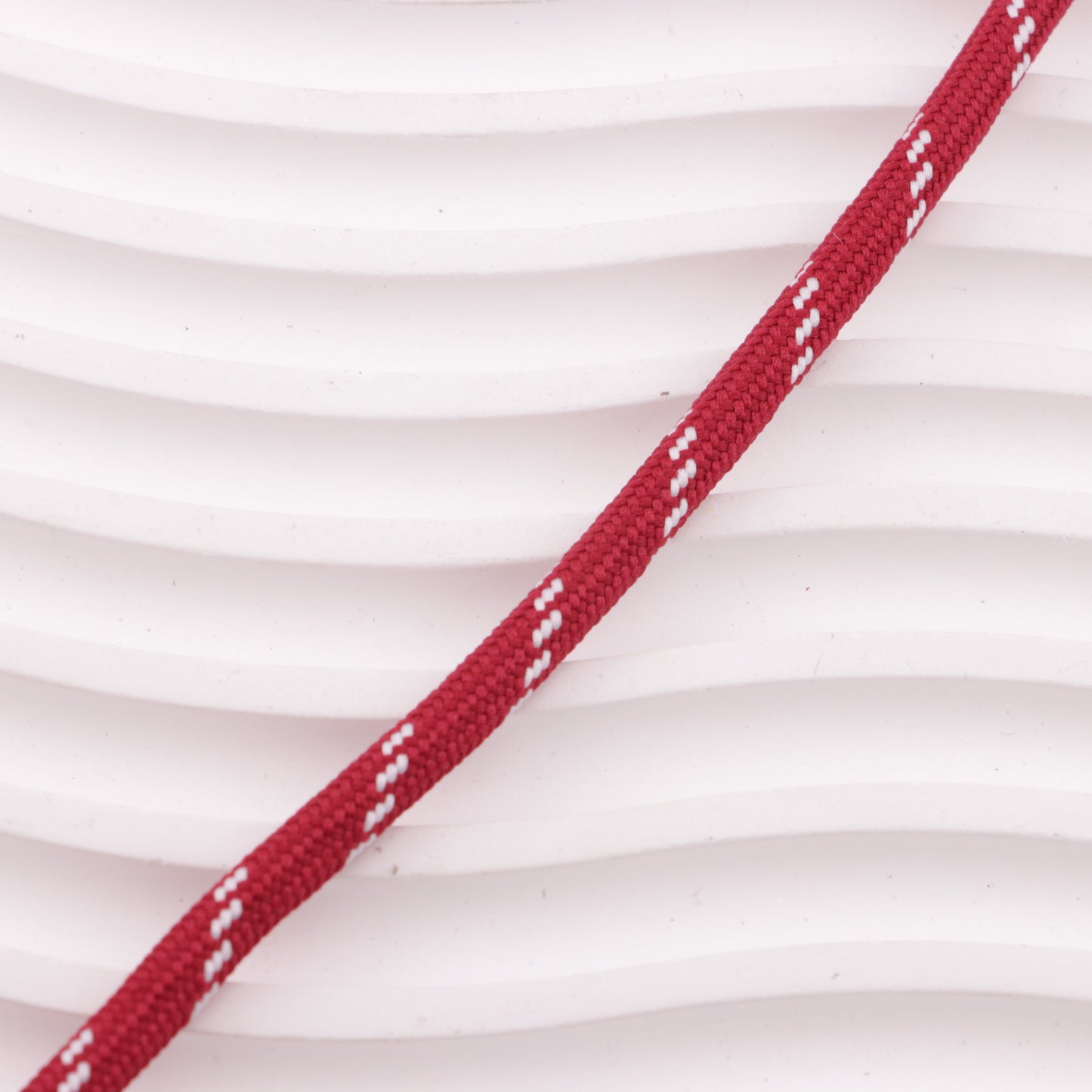 FS5942- 5mm Thick Colorful Dotted Polyester Core-Spun Round Rope, Wear-Resistant Miu Rope