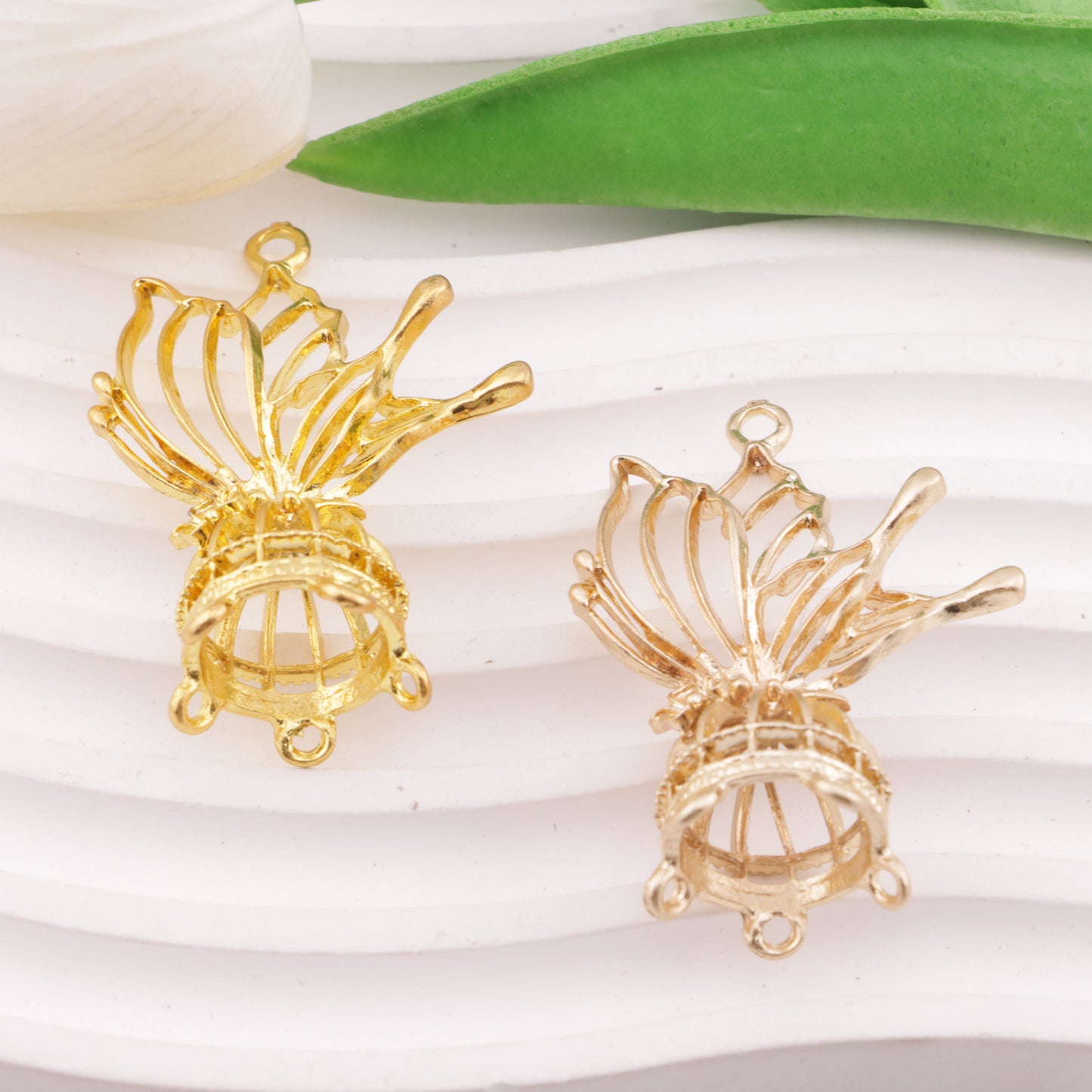 FS6008- Five Sets Of Butterfly Metal Lanterns
