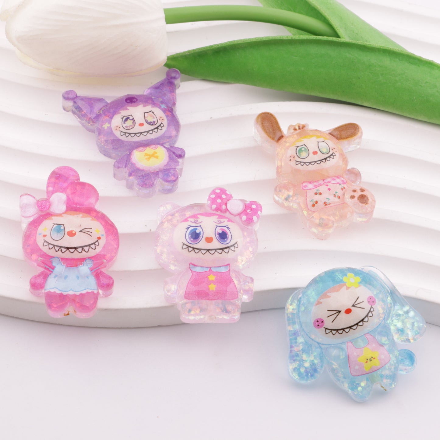 FS6026- Labubu Glitter Resin Beads
