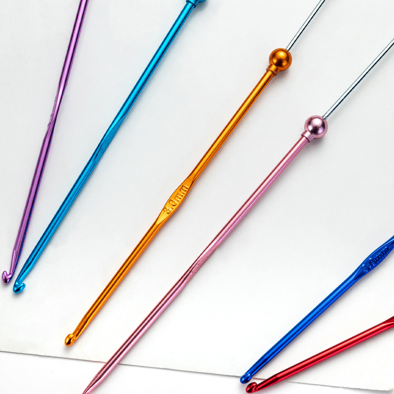 FS0276-3MM DIY Beadable Metal Crochet Hook Bearded Knitting Tool Needle in Solid Colors