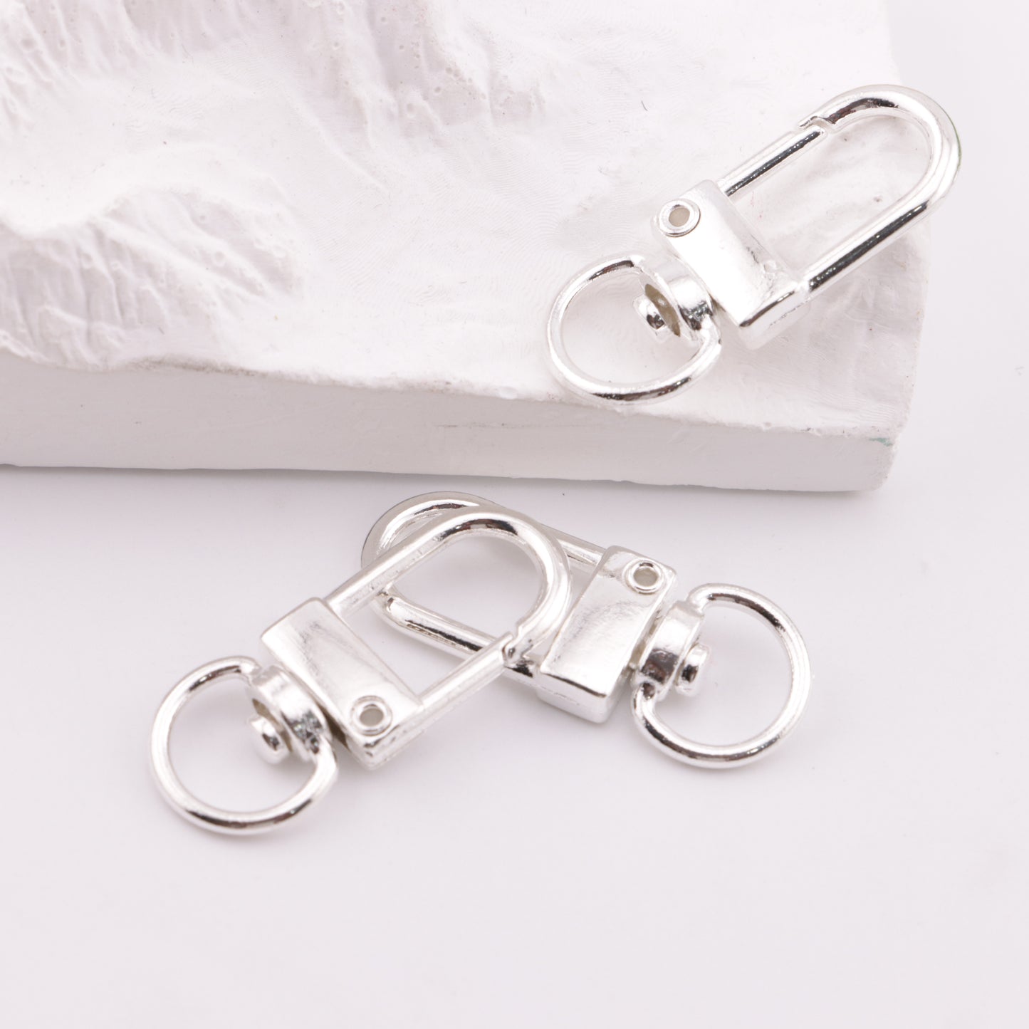 FS5933- 32*12Mm Silver Keychain