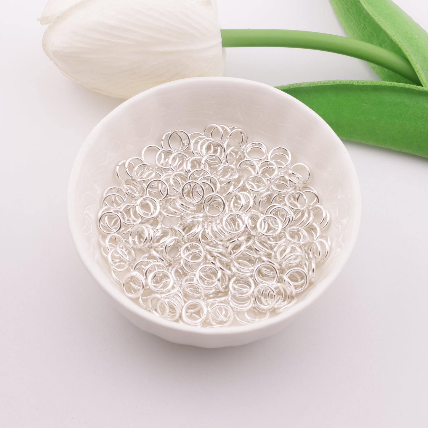 FS6083- 6mm Closed Jump Rings Closed And Open Loops