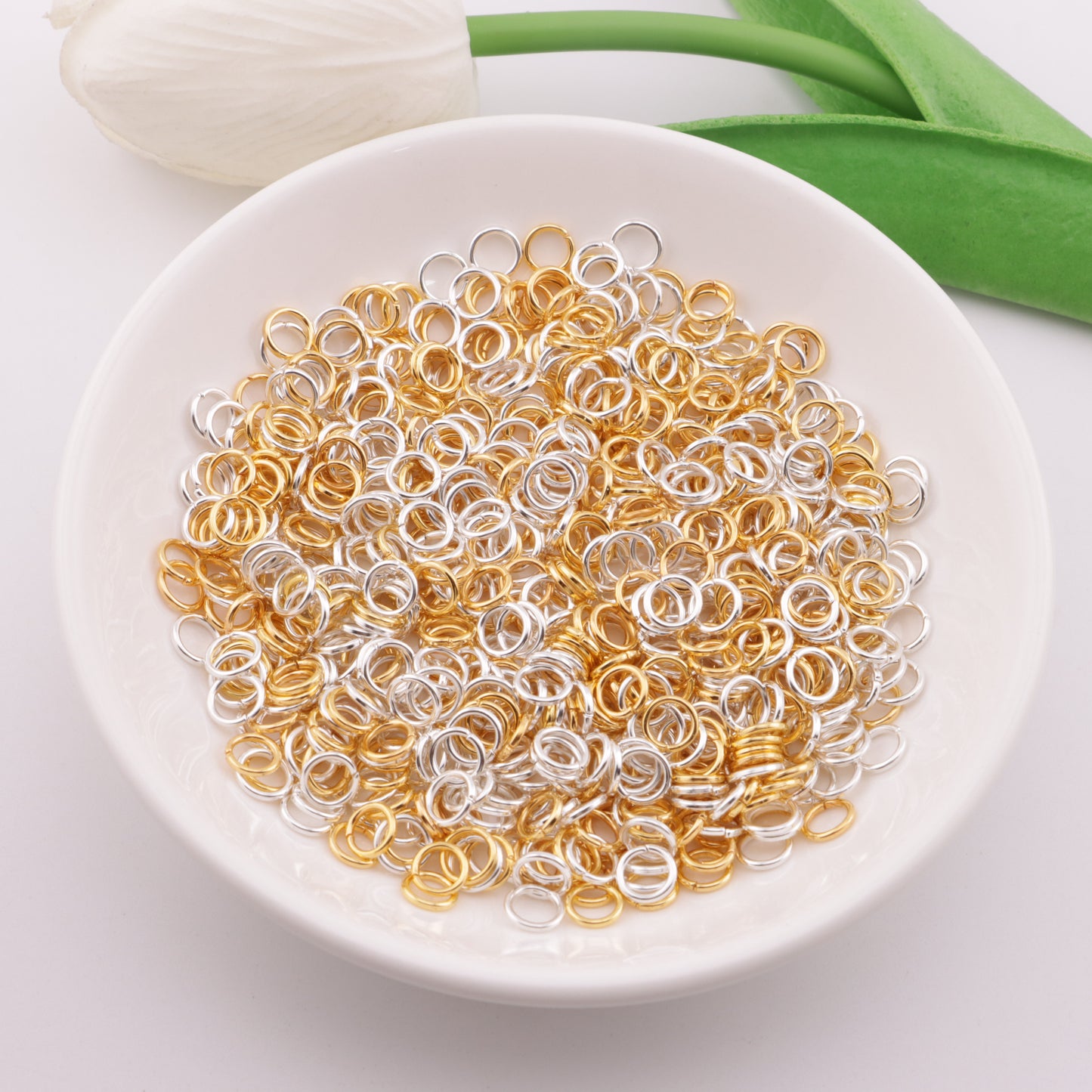 FS6083- 6mm Closed Jump Rings Closed And Open Loops