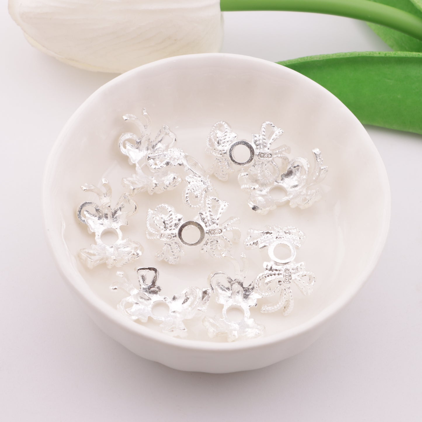 FS6090- Double Bowknot Metal Spacer Beads
