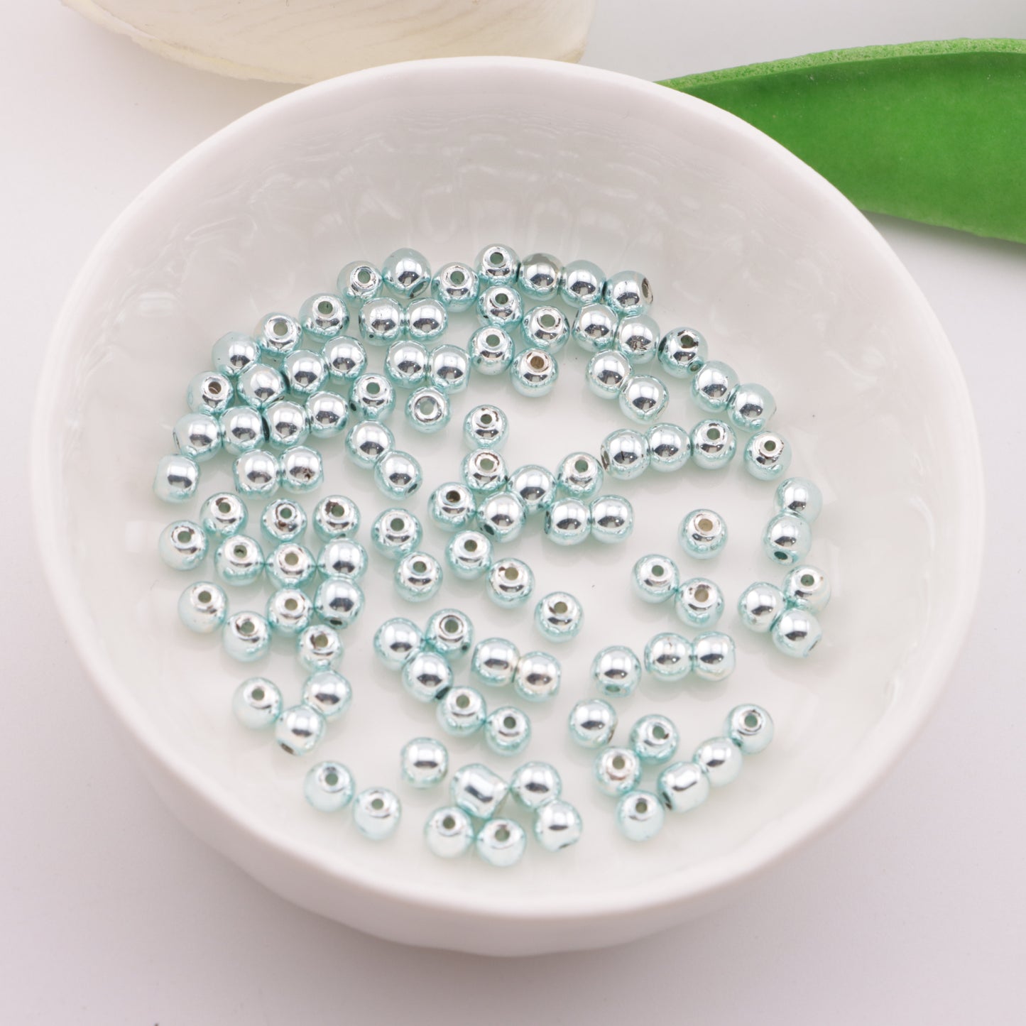 FS6125- 3.5mm Glass Beads Color-Plated High-Brightness Glass Beads (About 105-115 PCS/Strand)