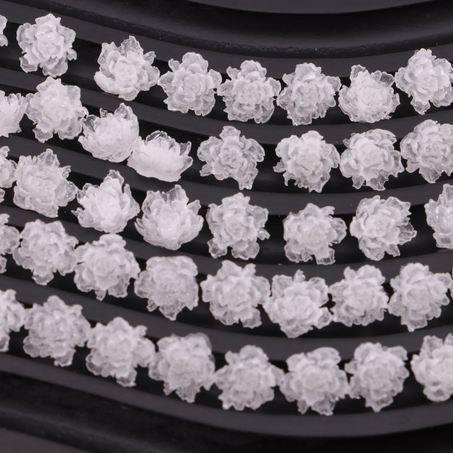 FS6143- 10mm Luminous Soft Flower Charms Night - Glow Soft Flower Patches