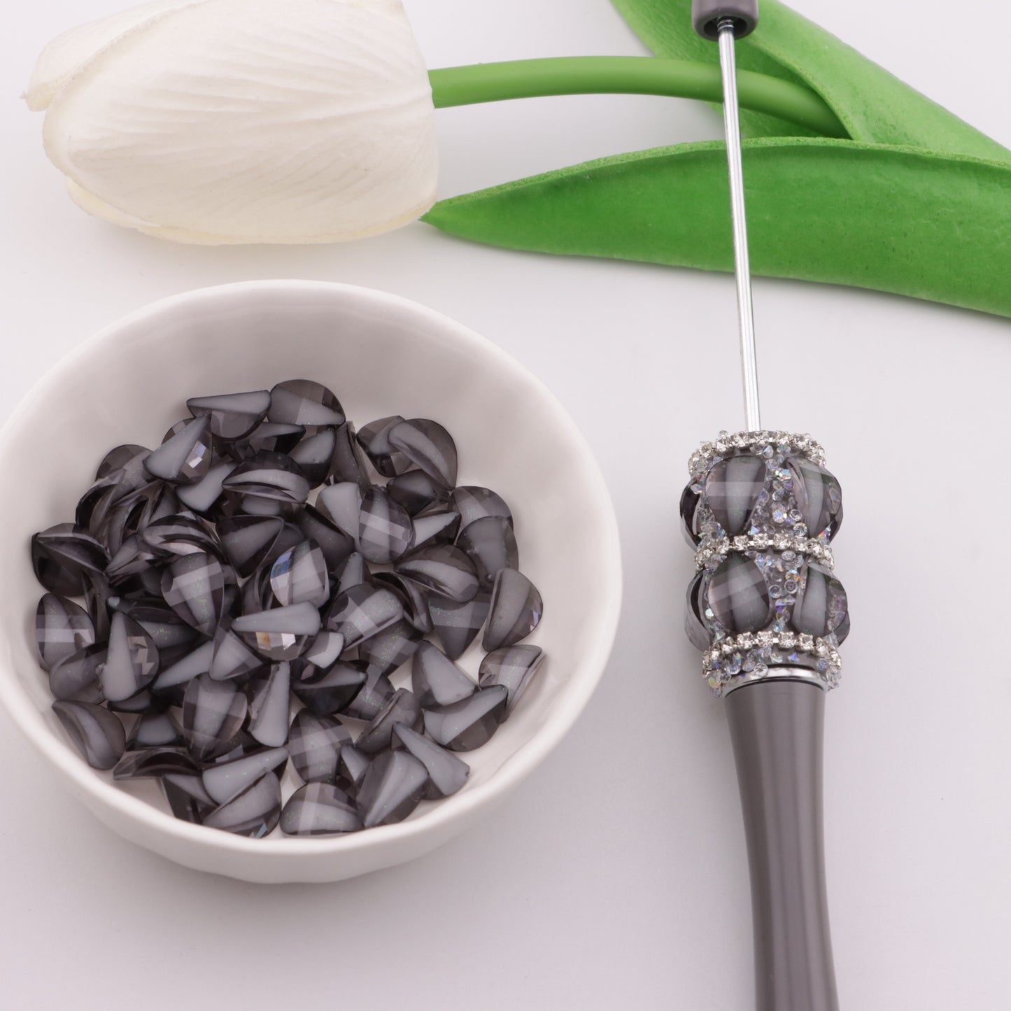 FS6133- 7×10mm Waterdrop Petals
