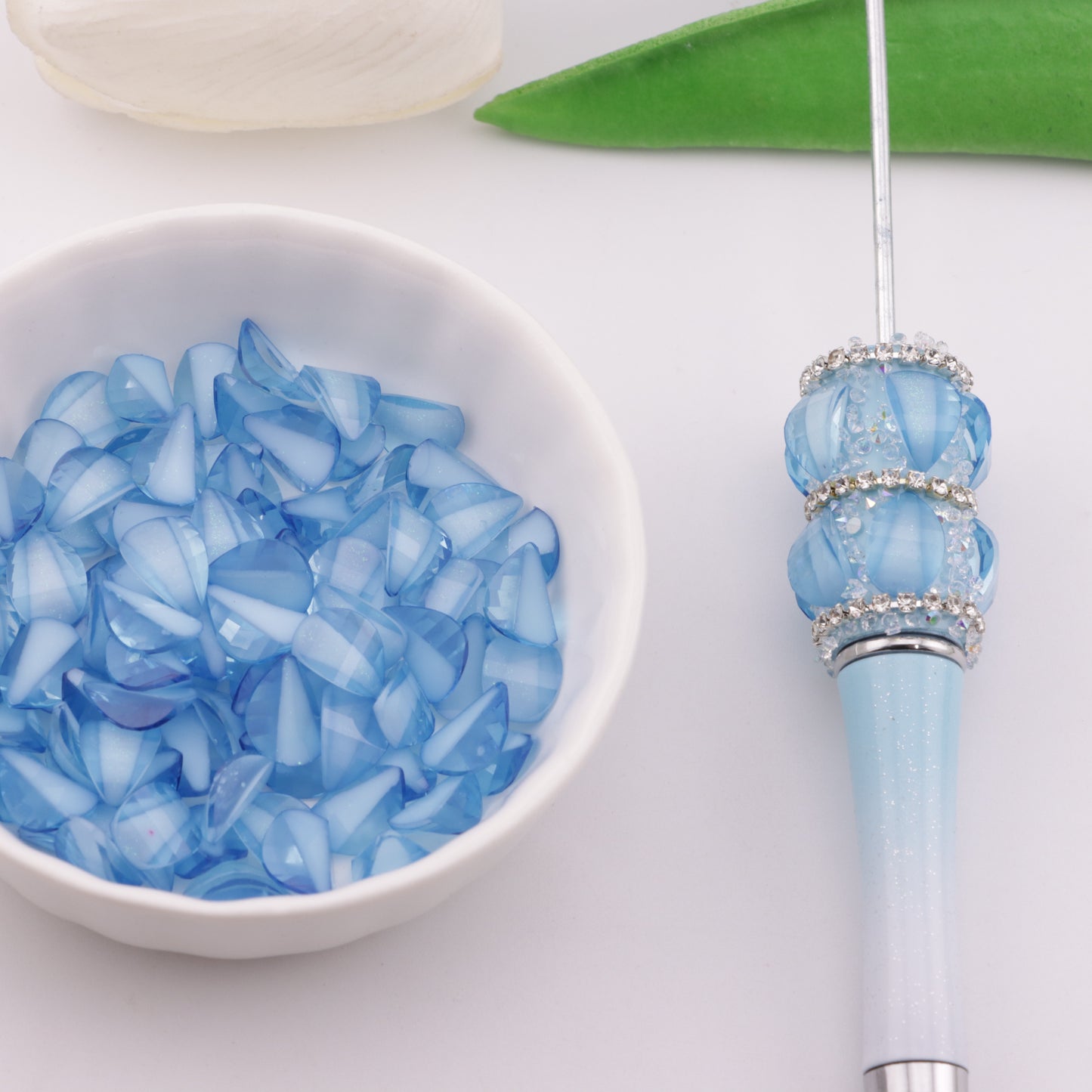 FS6133- 7×10mm Waterdrop Petals