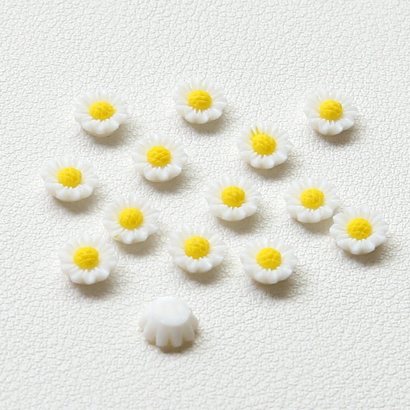 FS1317- 6MM Dasiy Flower Resin Nail Charms For Making Fancy Bead Or Fancy Pen